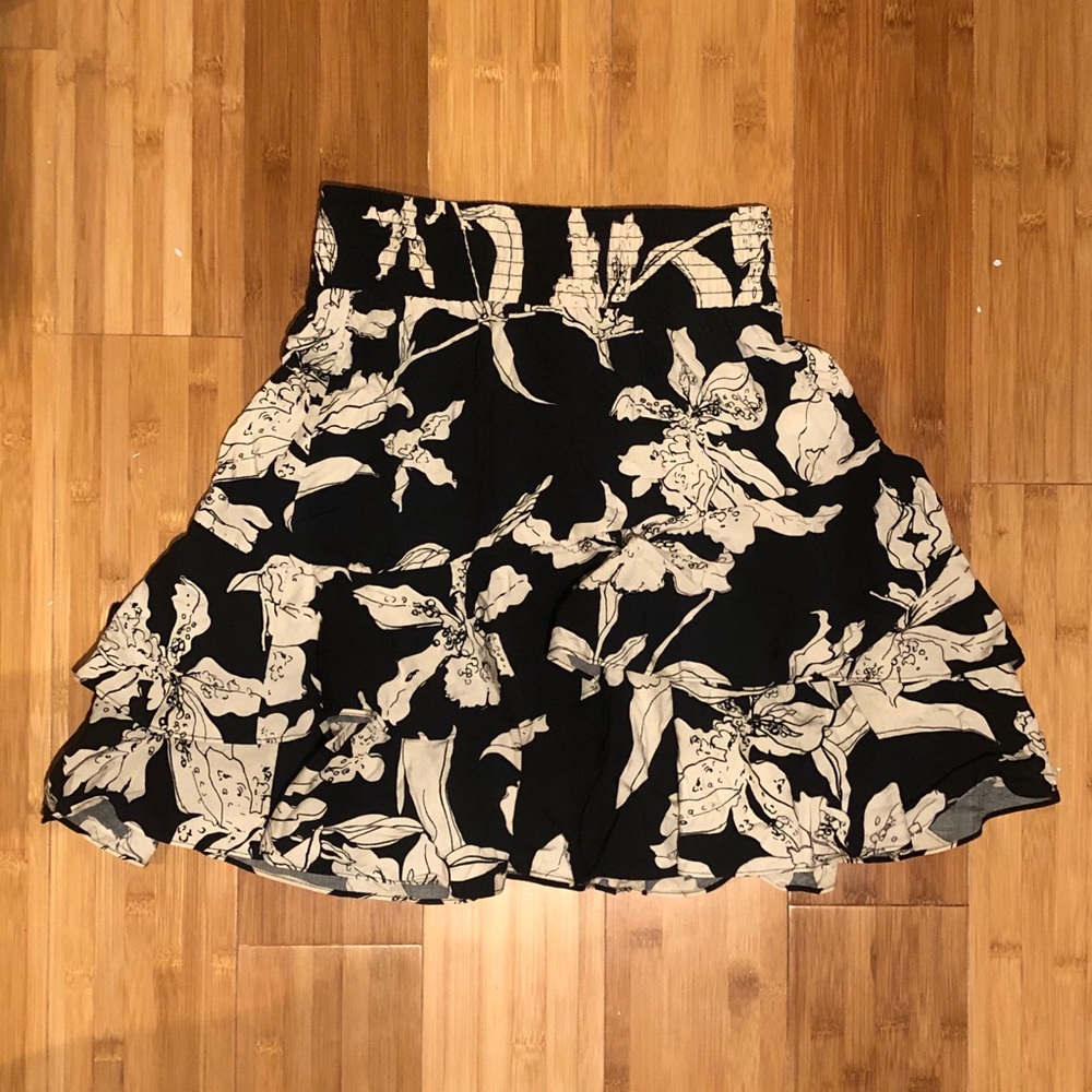 Cabi floral tiered skirt